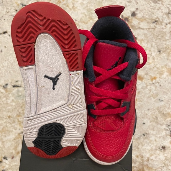 Jordan - Picture 2 of 3